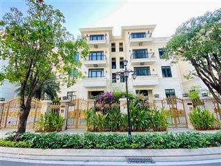 Bán biệt thự 225m vinhome ba son quận 1, giá 240 tỷ nhà thô /1 hầm 4 lầu
