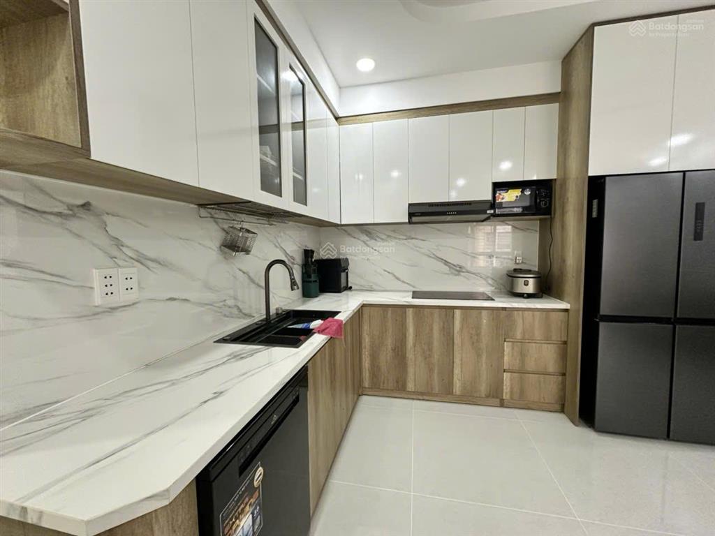 Bán căn hộ sky garden 3 3pn  phú mỹ hưng | full nội thất cao cấp