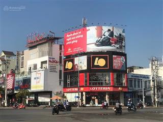 Cho thuê nhà góc 2 mặt tiền đường nguyễn văn cừ và cách mạng tháng 8, nhà 2 lầu góc vip, ngang 10m
