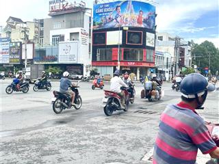 Cho thuê nhà 1 trệt 2 lầu, góc 2 mặt tiền đường nguyễn văn cừ, ninh kiều cần thơ, góc vip 17.6m