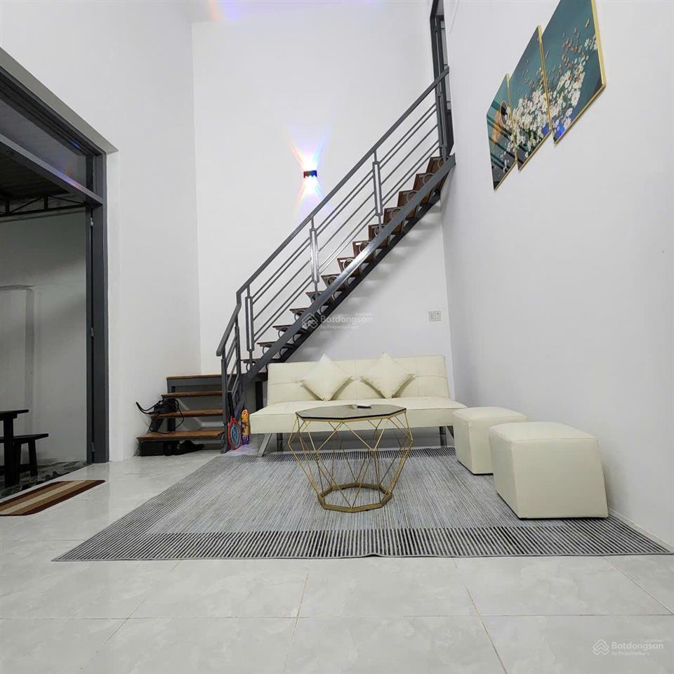 Chuyển công tác cần bán nhà hẻm ô tô đường cầu dứa  phú nông, sổ hồng hoàn công