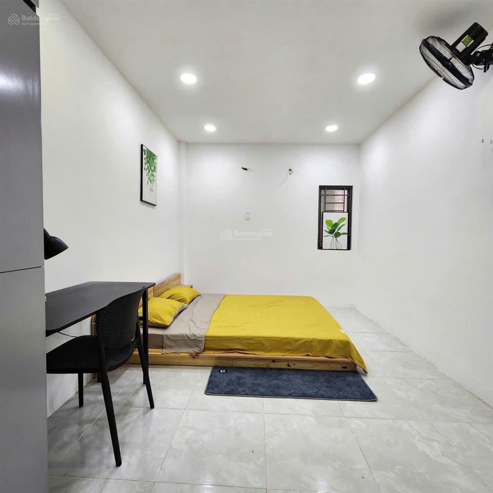 Chuyển công tác cần bán nhà hẻm ô tô đường cầu dứa  phú nông, sổ hồng hoàn công