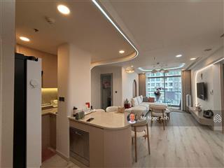 Cần bán căn 2pn 2wc tòa park5 dt 88m2 full đồ, giá 9,8tỷ tại vinhomes central park, sổ đỏ lâu dài.