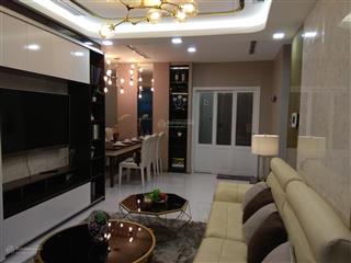 Chủ nhà cần bán căn hộ chung cư vinhomes central park2pn tòa landmark 5  82m2, full đồ, giá 9,2tỷ