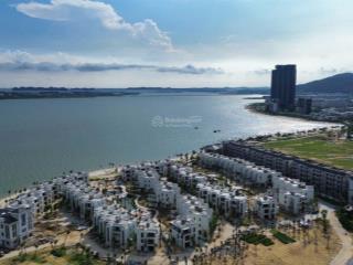 Biệt thự mặt biển biệt lập bãi cháy hạ long, bể bơi riêng, sổ hồng lâu dài, đơn giá 135 triệu/m2