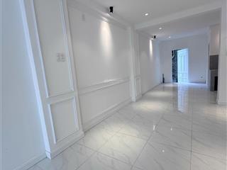 Bán nhà mt trung tâm phố trưng nữ vương, 300m2 ngang 10m đẹp  giá chỉ 21 tỷ