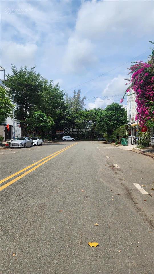 Bán đất góc 2 mặt tiền đường nguyễn hoàng(lg 40m), phường an phú  q2