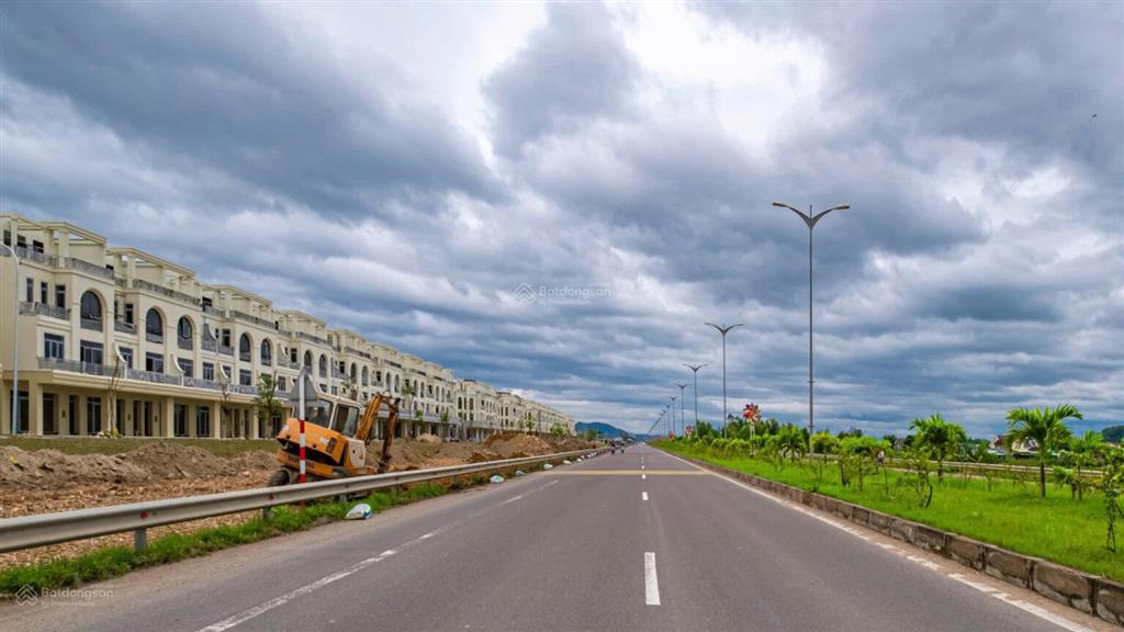 Chính chủ cần bán lô góc hoa hậu quy nhơn iconic lk18  01,  ngay 0903 601 ***