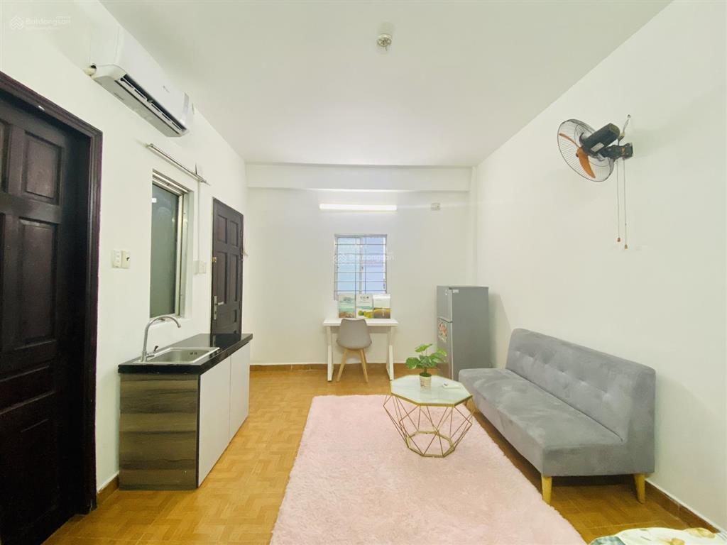 Phòng đẹp thoáng đường nhất chi mai gần tòa nhà etown cộng hòa