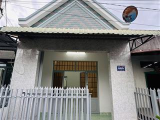 Nhà gần khu công nghiệp cầu tràm, 172m2 thổ cư, không quy hoạch đường oto, sổ hồng riêng