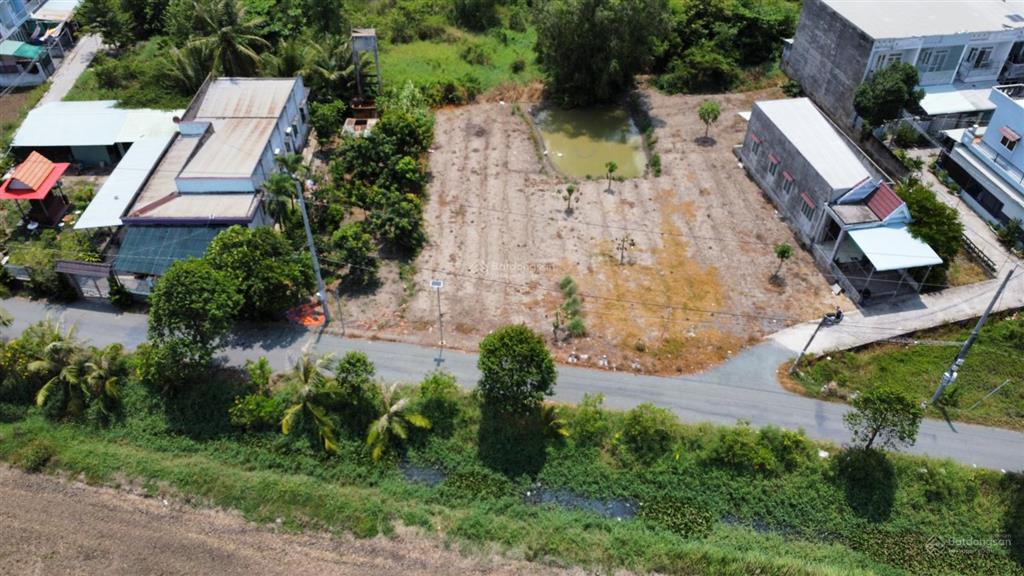 Đất ở 300m2 mặt tiền phạm thị nhiều ( cách chợ hưng long 1500m). xã long thượng,