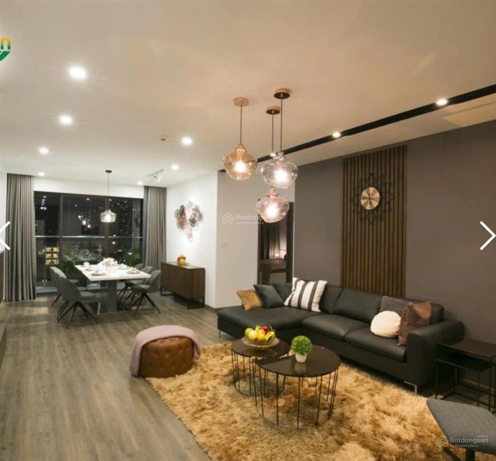 Chính chủ bán căn chung cư 4 phòng ngủ green pearl ban công đông nam