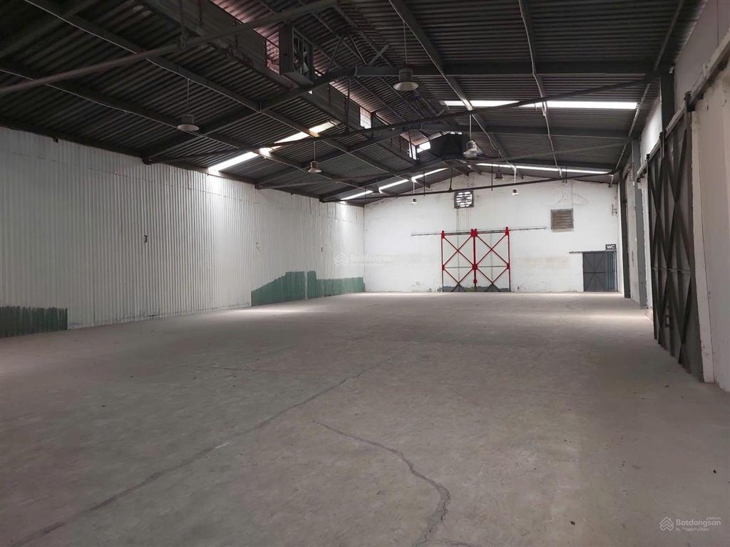 Cho thuê kho đào trí quận 7 550m2, xe container vào tận nơi