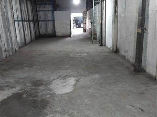 Cho thuê kho nhỏ quận 4 dtsd 150m, vị trí trung tâm trên đường hoàng diệu.