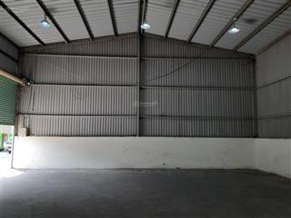 Cho thuê kho nhỏ phường xóm chiếu, tphcm  200m2  nguyễn tất thành, quận 4