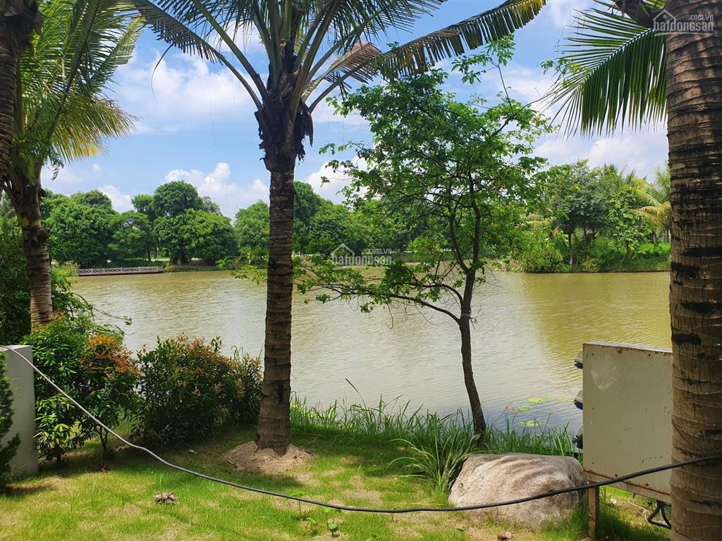 Cần bán biệt thự đơn lập 500m2, hồ rộng 80m đẹp khu biệt thự đảo ecopark grand  the island