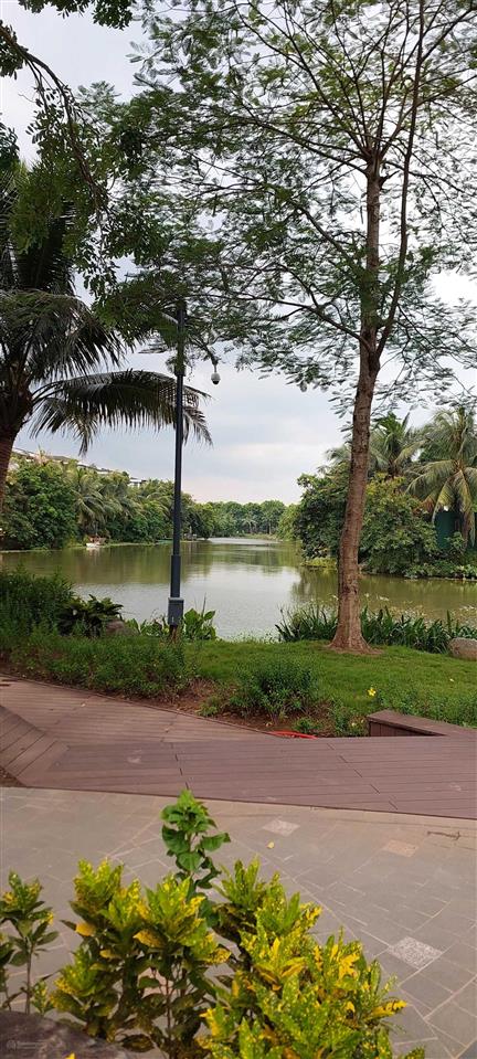 Bán biệt thự đảo ecopark. dt 1000 m2. hồ đông nam, hồ rộng siêu đẹp.  0932 375 ***