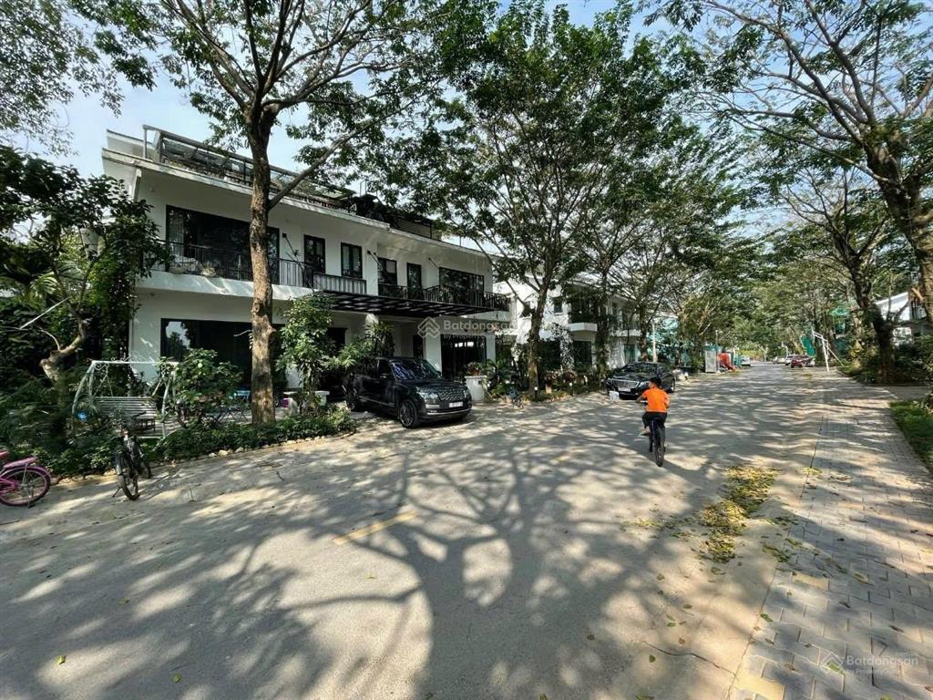 Bán biệt thự song lập park river 189m2 hoàn thiện full nội thất  hướng đông nam  view hồ