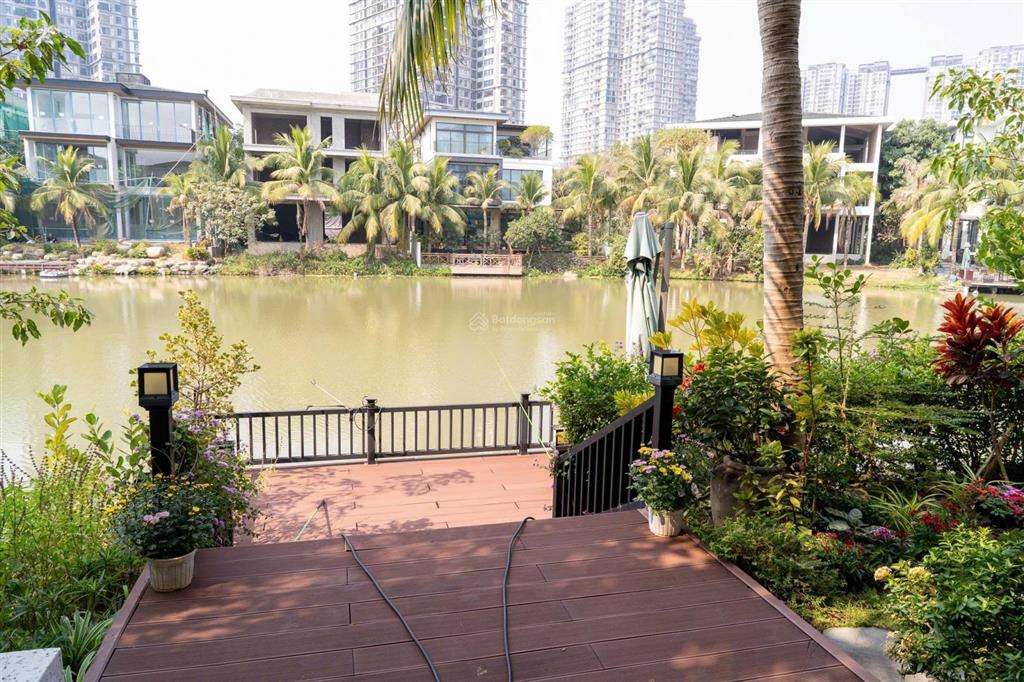 Bán biệt thự đơn lập đảo 450m2 hoàn thiện full nội thất cao cấp  0932 375 ***