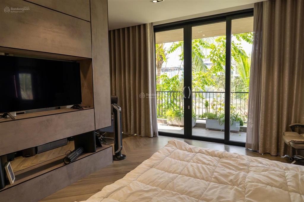 Bán biệt thự đơn lập đảo 450m2 hoàn thiện full nội thất cao cấp  0932 375 ***