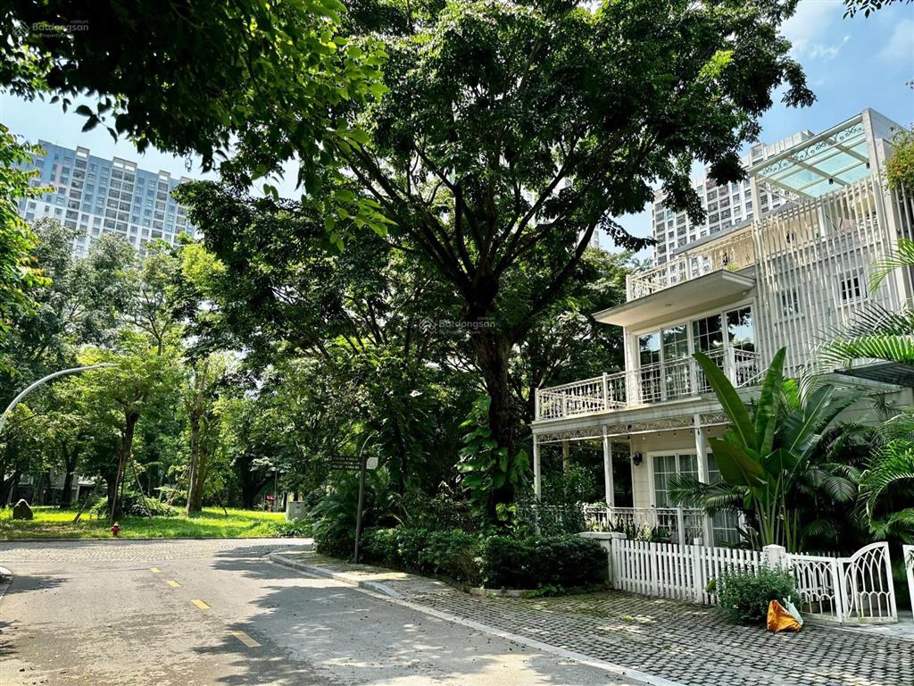 Bán biệt thự thủy nguyên  marina 300m2 căn góc mặt vườn hoa  vị trí đẹp khu