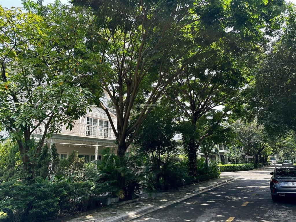 Bán biệt thự thủy nguyên  marina 300m2 căn góc mặt vườn hoa  vị trí đẹp khu