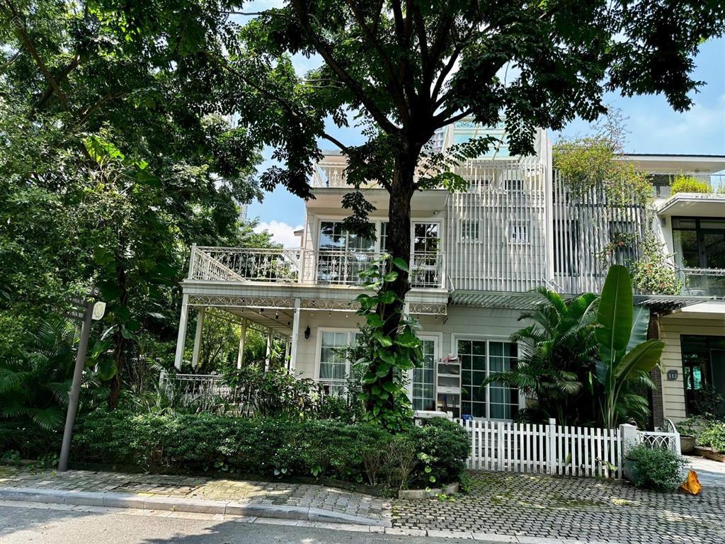 Bán biệt thự thủy nguyên  marina 300m2 căn góc mặt vườn hoa  vị trí đẹp khu
