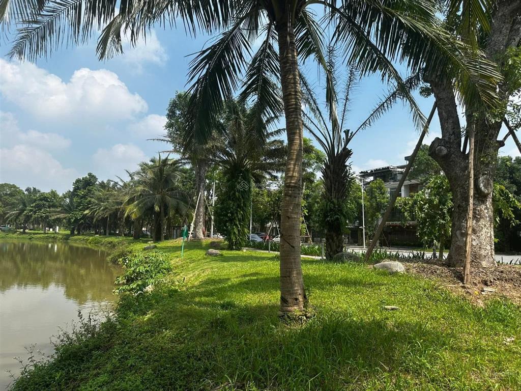 Bán biệt thự mặt hồ aquabay  thiên nga  mimosa diện tích 500m2  4 tầng  view hồ thiên nga.