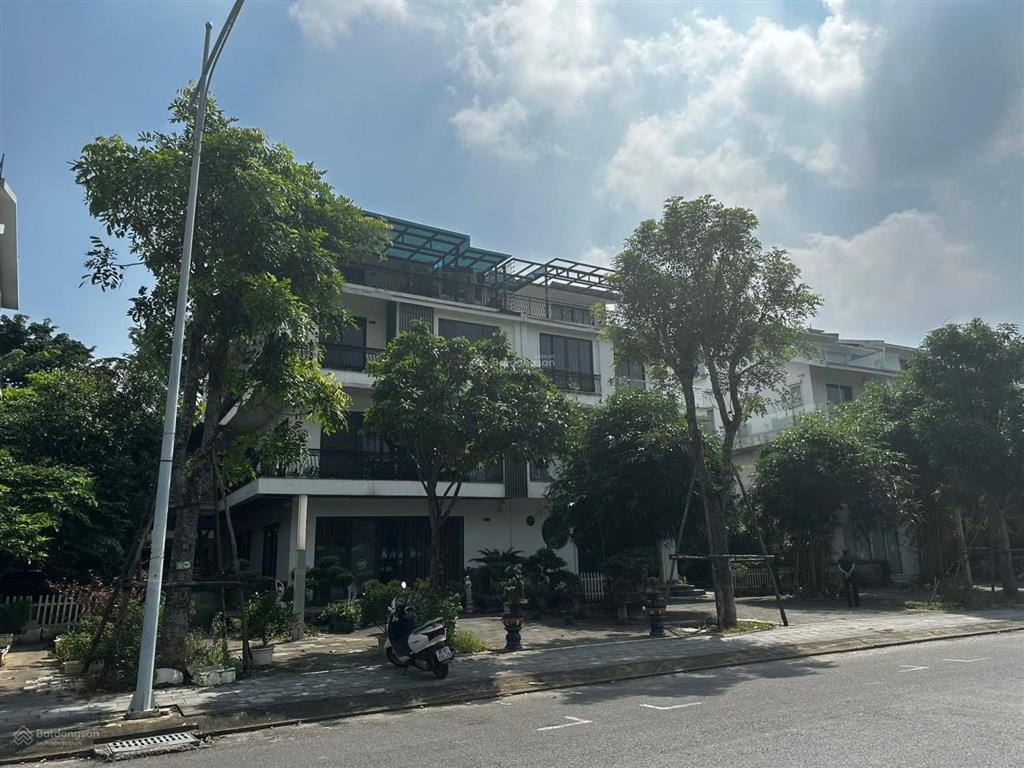 Bán biệt thự mặt hồ aquabay  thiên nga  mimosa diện tích 500m2  4 tầng  view hồ thiên nga.