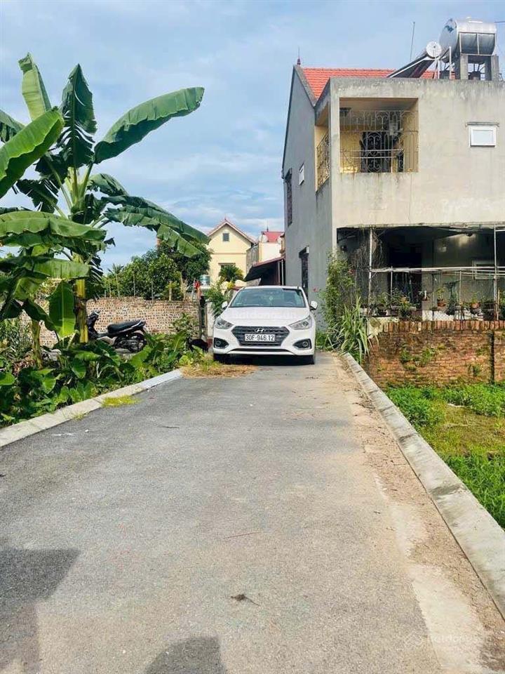 Bán đất đa tốn, hàng xóm vinhomes, 40m2, ngõ oto, giá chỉ hơn 3 tỷ.