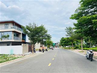 Lô biệt thự đẹp đối diện công viên lớn kđt mỹ gia đường số 10 rộng 18met chỉ 52tr/m2 bao ép cọc
