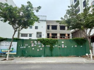 Lô 75m2 sạch đẹp ngang 5mét đối diện công viên kđt vcn phước long i chỉ 6,6 tỷ/ 0931 800 ***