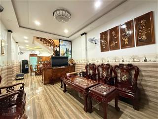 Chỉ 6,75 tỷ bán nhà 3 tầng hướng đông nam kđt hà quang ii chỉ 6,75 tỷ full nội thất gỗ hương xịn