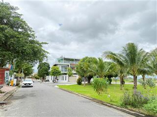 Lô đẹp xây nhà đối diện công viên gói 5 mỹ gia kđt thái hưng, trục đường thông 12met đối diện gói 6