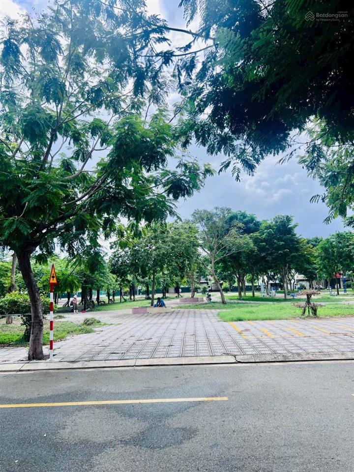 Nhà 3 tầng kđt hà quang i có sổ hồng chỉ 9,5 tỷ  căn đối diện công viên/  0931 800 ***