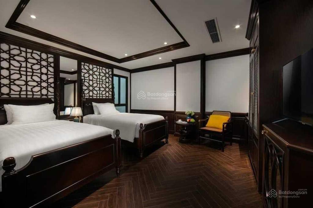 Bán mặt phố đinh liệt, hàng bạc quận hoàn kiếm dt 55m2 x 5 tầng (thang máy, giá 48,5 tỷ)