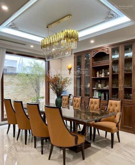 Cần bán nhà mp trấn vũ, nguyễn khắc hiếu, dt 95m2 x 6 tầng, mt 4,6m (thang máy)