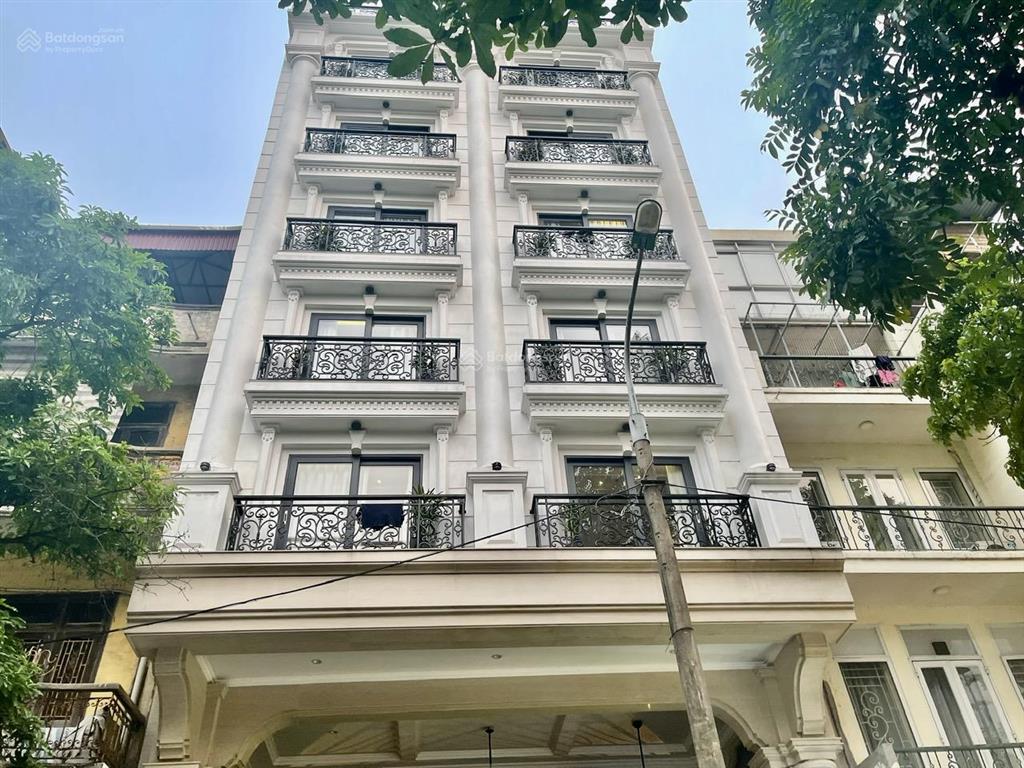 Chính chủ gửi bán mp. hàng gai dt 300m2 x 2 tầng mt 8,5m (1 sổ, 1 chủ)