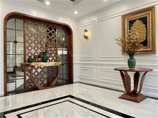 Chính chủ bán mp. ngã 5 văn cao, thụy khuê dt 90m2 x 3,5t mt 8m ( nhà 3 mặt tiền)