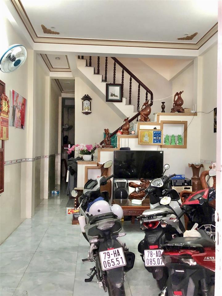 Bán nhà 2 tầng đường nguyễn khánh toàn. vĩnh hoà, nha trang. dt58,6m2. giá 6,9 tỷ. gần biển.