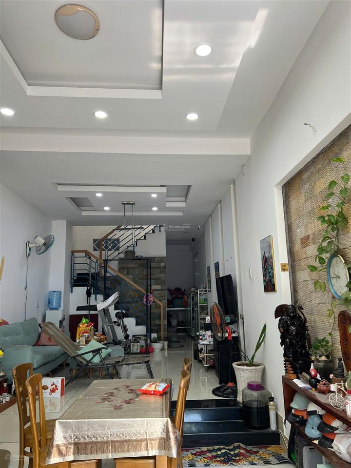 Bán nhà hẻm xe hơi 6m, đường lâm văn bền, dt 4x20m, 2 lầu, 4pn, 3wc, giá 10tỷ5 tl