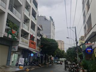 Bán chdv, đường phan huy thực, dtsd 360m2, 1 hầm 1 lửng, 3 lầu, st, 11pt, thu nhập 60tr, giá 17tỷ8