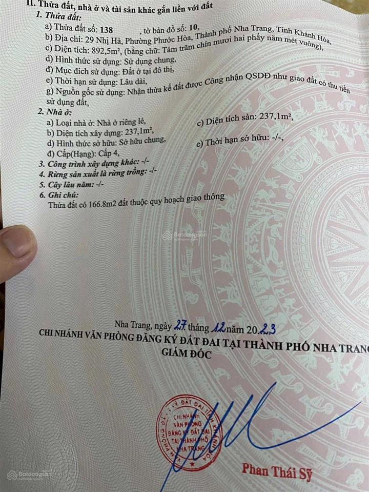 Siêu phẩm lô góc 2 mặt tiền có 1  0  2 tại trung tâm nha trang diện tích khủng lên đến 892,5m2