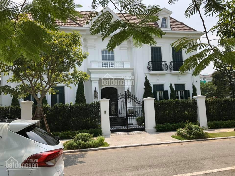 Bán lô góc bằng lăng 0901, khu vip 501m2, đất vuông, xây thô 188 tỷ, view sông đẹp nhất vinhomes