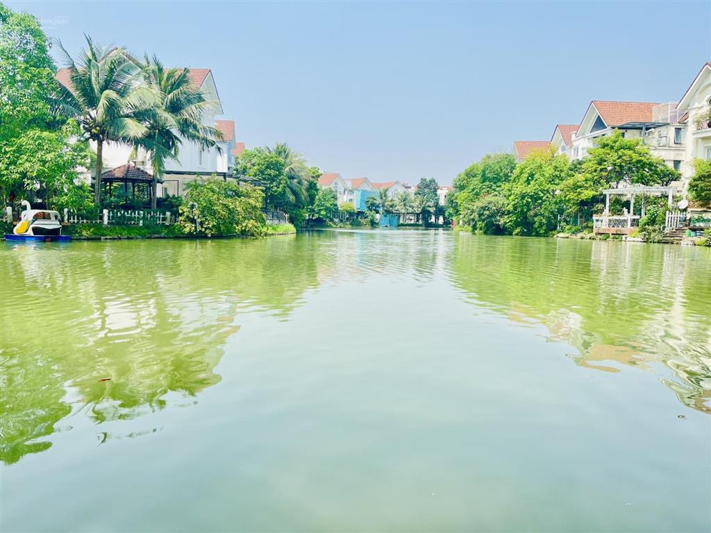 Bán lô góc anh đào 0828, khu vip 456m2, đất vuông, hoàn thiện 155 tỷ, cạnh vườn hoa lớn sông rộng