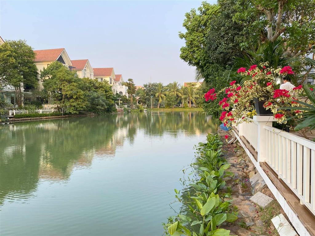 Bán lô góc anh đào 0828, khu vip 456m2, đất vuông, hoàn thiện 155 tỷ, cạnh vườn hoa lớn sông rộng