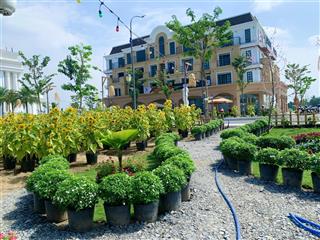 Bán đất thị trấn thủ thừa, long an 132m2 mặt tiền 24m ngay trung tâm hành chính tiện ở và kd