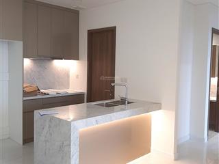 Chính chủ cần bán gấp căn hộ 2 phòng ngủ kingdom 101 73m2 giá 6.3 tỷ  0927 287 ***