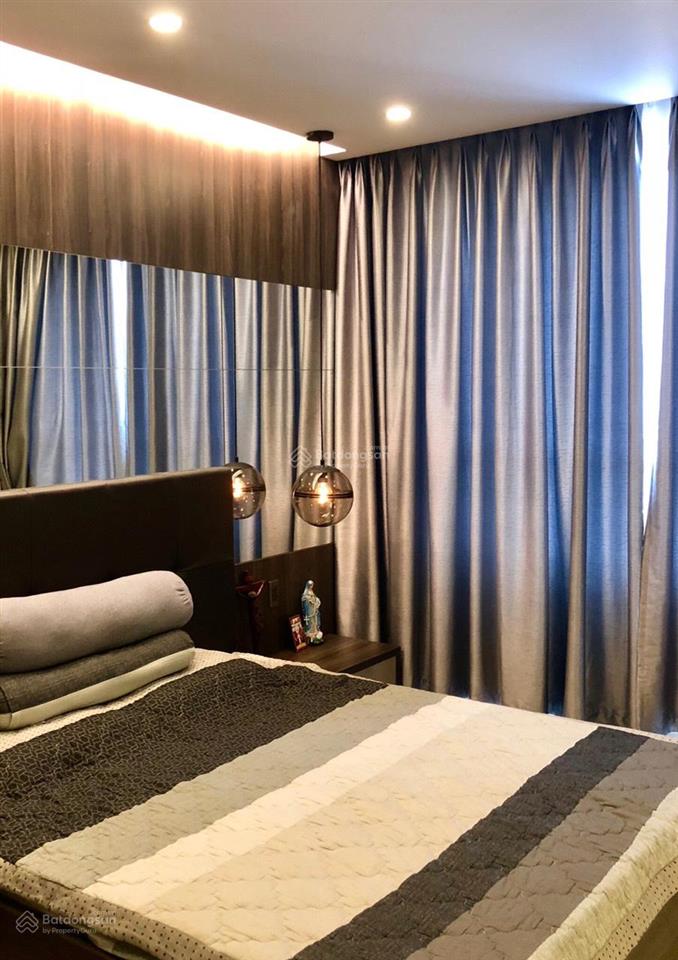 Cho thuê căn hộ 3 phòng ngủ everrich infinity quận 5 full nội thất giá 30 triệu.  0927 287 ***