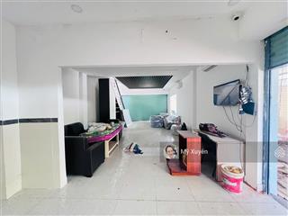Chủ nhà cần tiền bán ngợp căn góc 2 mặt tiền kđt oasis, 167m2, đã hoàn thiện 2pn, 3wc, có nội thất